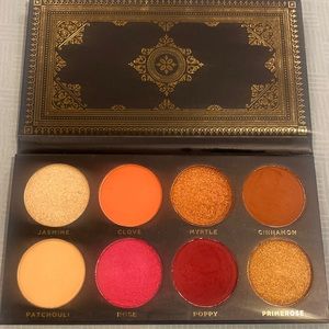 Ace Beaute Grandiose Eyeshadow Palette